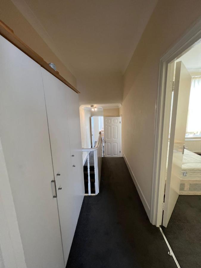 East London 2 Bedroom Apartment Exterior foto