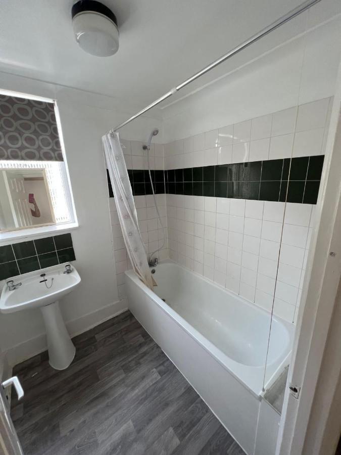 East London 2 Bedroom Apartment Exterior foto