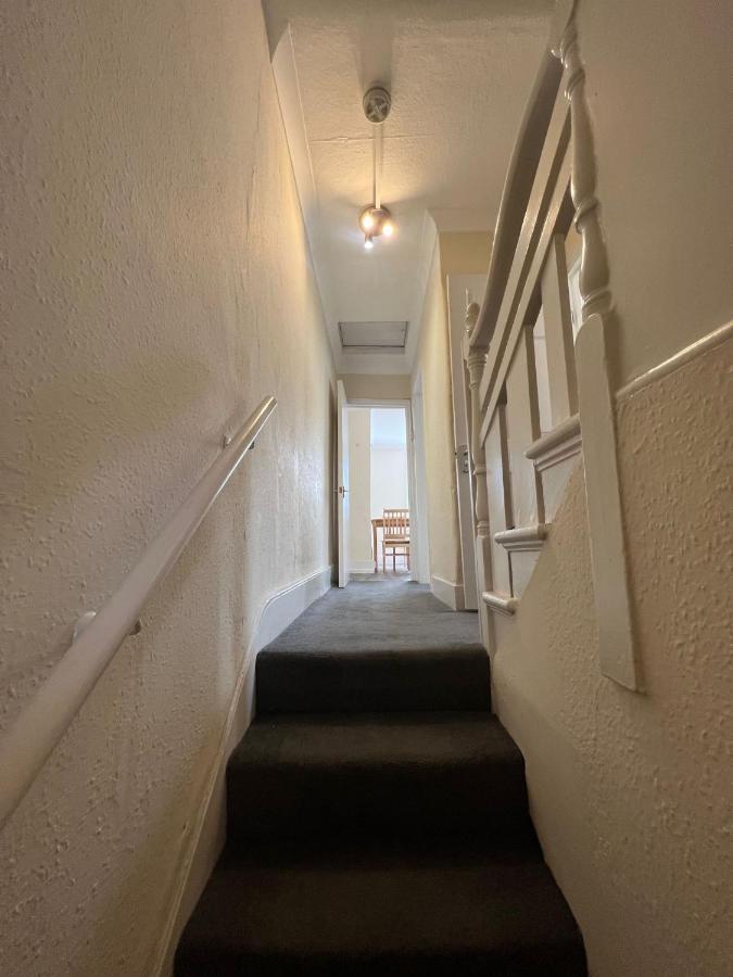 East London 2 Bedroom Apartment Exterior foto